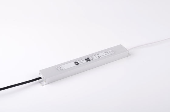 12V 60W constante spanning LED-voeding Driver Ultradun ontwerp voor licht