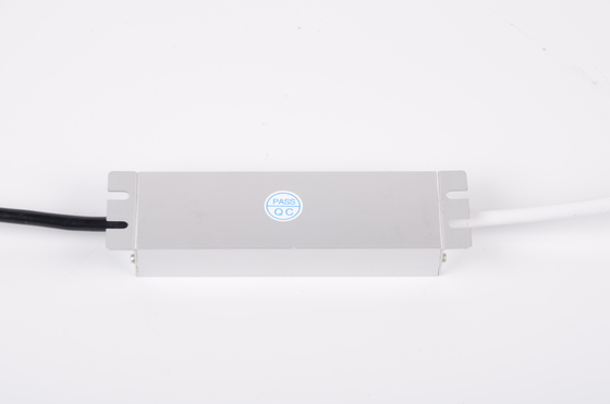 Waterdicht DC 12V 20W Slimline LED Driver Start Vertraging Ontwerp Voor Strip Licht