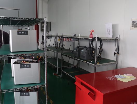 LiFePO4 Draagbare Krachtcentrale Zonneelektriciteit die 2000W-Energieopslag produceren