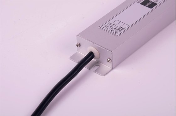 12V Constant Voltage Slimline-HOOFDbestuurder 45W Lichtgewicht 213x35.6x17.4mm